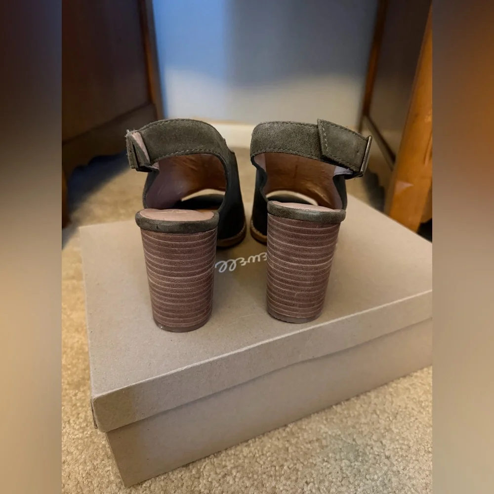 Madewell Olive Green Peep Toe Block Stacked Heel Slingback Heels, size 6 NIB - Picture 4 of 11